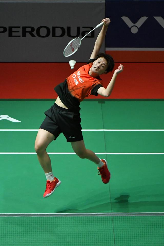 兩端的平衡 兩端的平衡