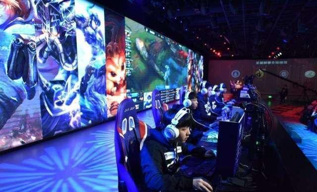 前黄潜主帅 前黄潜主帅